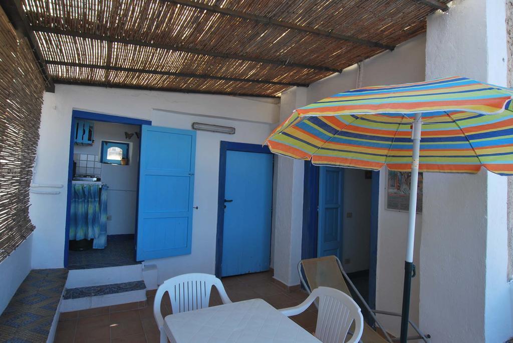 Vulcanoconsult Appartamenti Spiaggia ลีปารี ภายนอก รูปภาพ