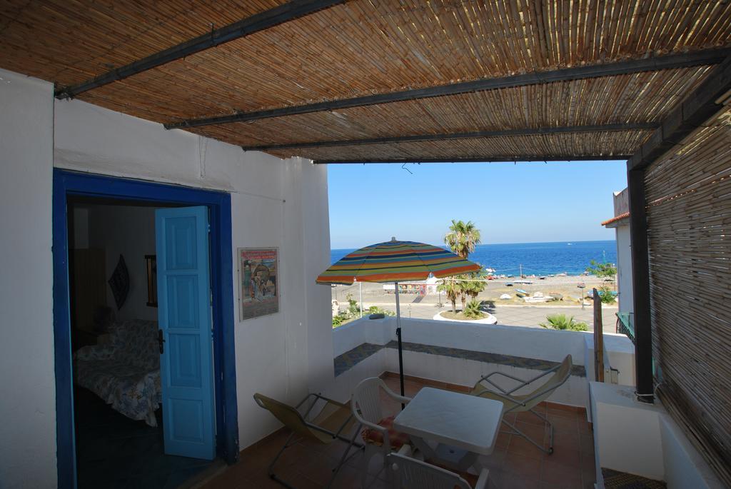 Vulcanoconsult Appartamenti Spiaggia ลีปารี ภายนอก รูปภาพ